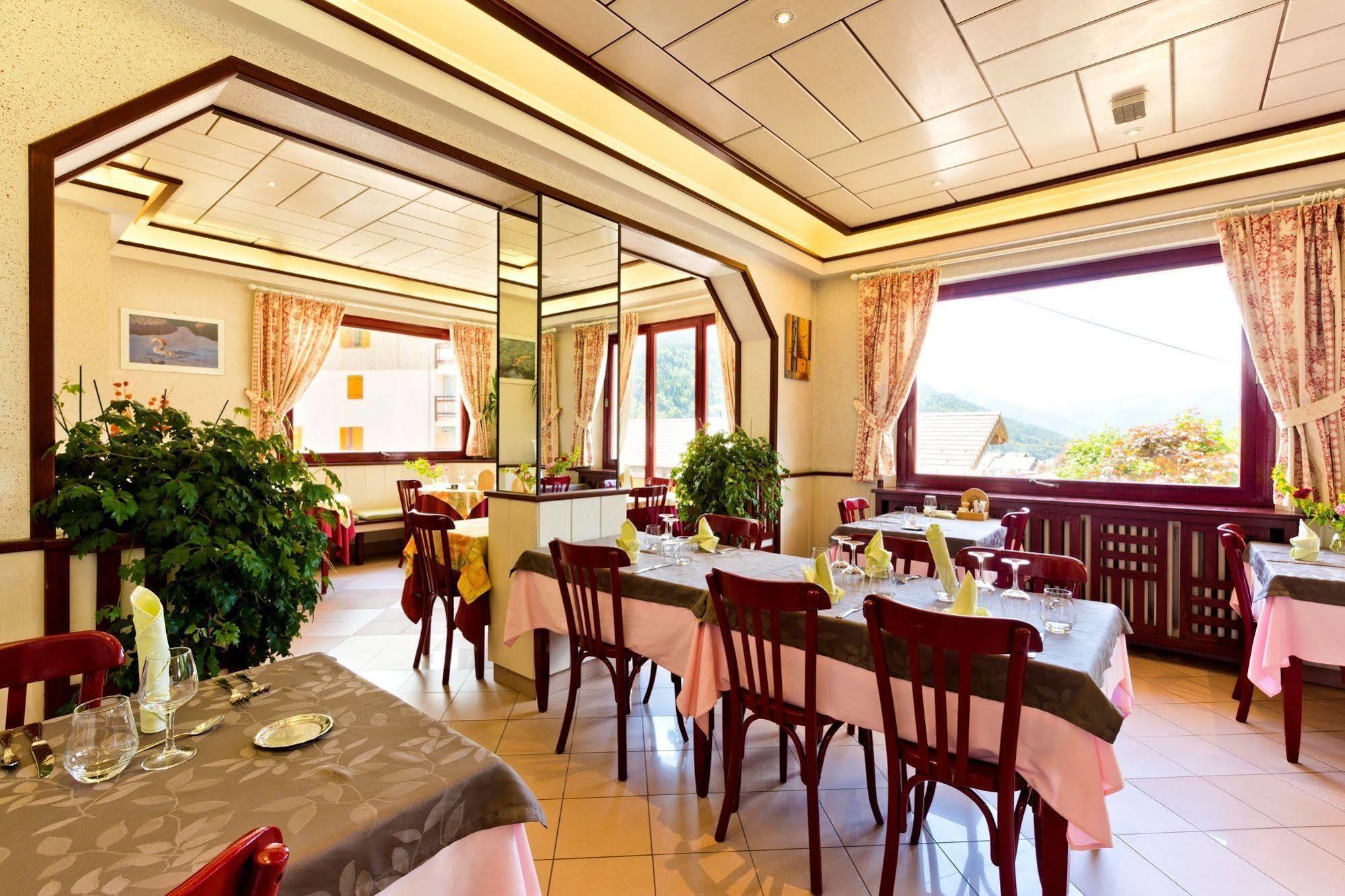 Logis Hotel & Spa Beau-Site Saint-Jean-de-Sixt Exterior foto